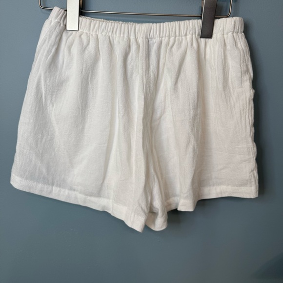 🔹5/$25🔹 SHEIN White Cotton Tie Waist Lined Shorts. High Rise. Size Small or 4 - Picture 7 of 13